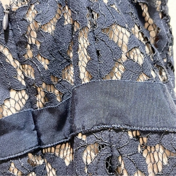 DRESS FORUM LOS ANGELES Women’s Navy Blue Lace Overlay Dress Grosgrain Trim Sz S - Picture 7 of 10